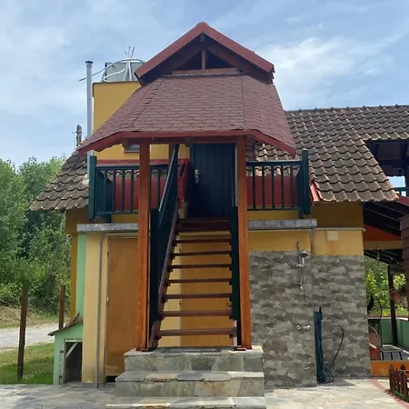 Nyaraló γαληνη 3 *